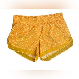 Athleta Yellow and White Printed Shorts Size Large NWOT